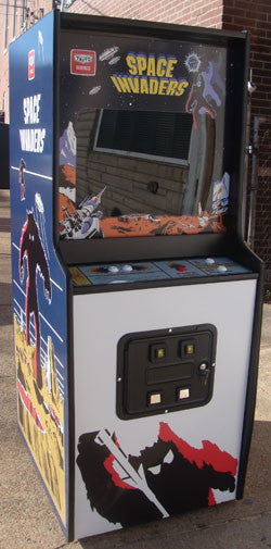 SPACE INVADERS ARCADE GAME WITH LOTS OF NEW PARTA-HEAVY DUTY, COIN OPERATED, COMMERCIAL GRADE WITH FREE PLAY OPTION