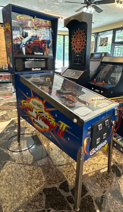 Street Fighter II Champion Edition Pinball Machine by Gottlieb (1993) – Refurbished - LED LightingClassic with Modern Touch - Local Pickup only