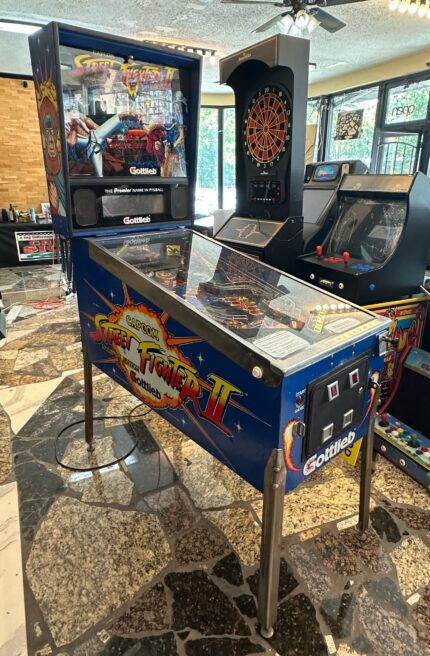 Street Fighter II Champion Edition Pinball Machine by Gottlieb (1993) – Refurbished - LED LightingClassic with Modern Touch - Local Pickup only