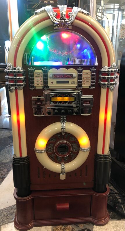 Iplay Juke Box Model A, non-coin op, great for homes and business, free shipping-HEAVY DUTY,  COMMERCIAL GRADE
