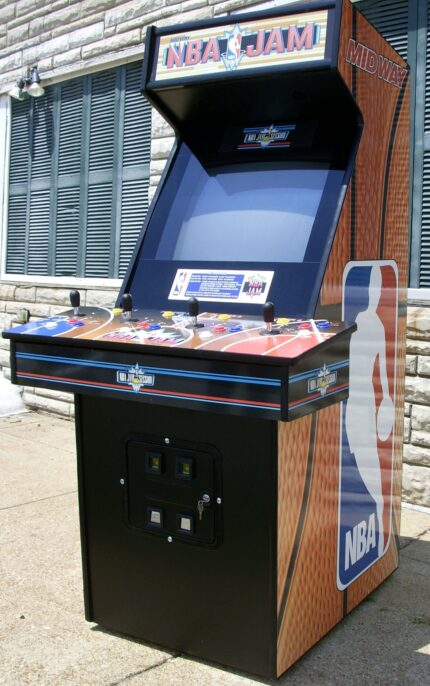 NBA JAM Arcade with lots of new parts-Looks new, extra sharp-HEAVY DUTY, COIN OPERATED, COMMERCIAL GRADE WITH FREE PLAY OPTION