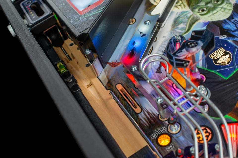 SternStarwarsFalloftheempirePremiumPinballmachineplayfield Stern | Star Wars: Fall of the Empire | Premium Edition | Pinball Machine
